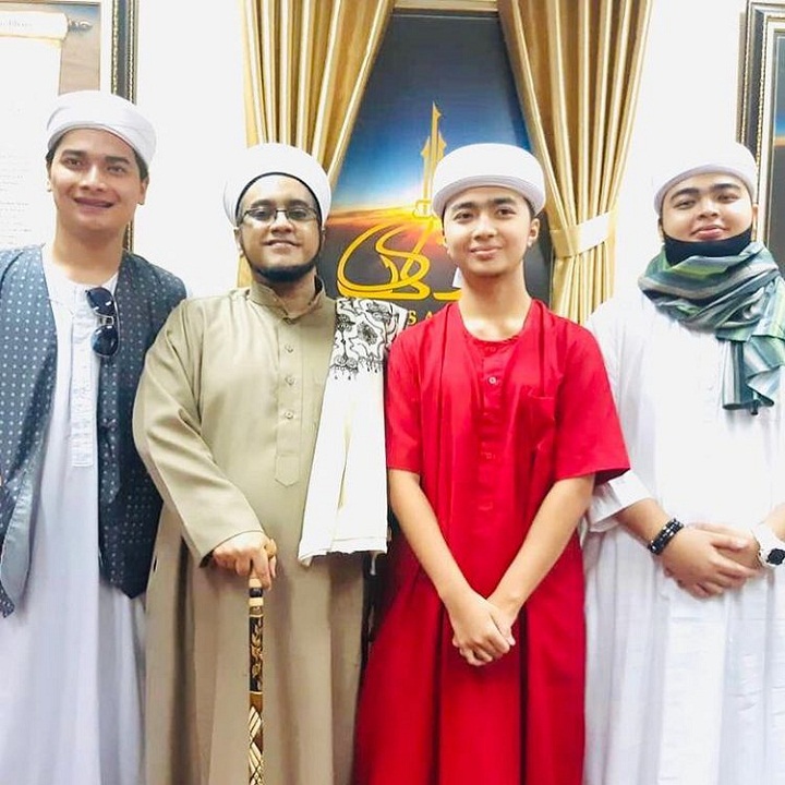 Alvin Faiz, Ameer, dan Azka kompak hadiri zikir akbar
