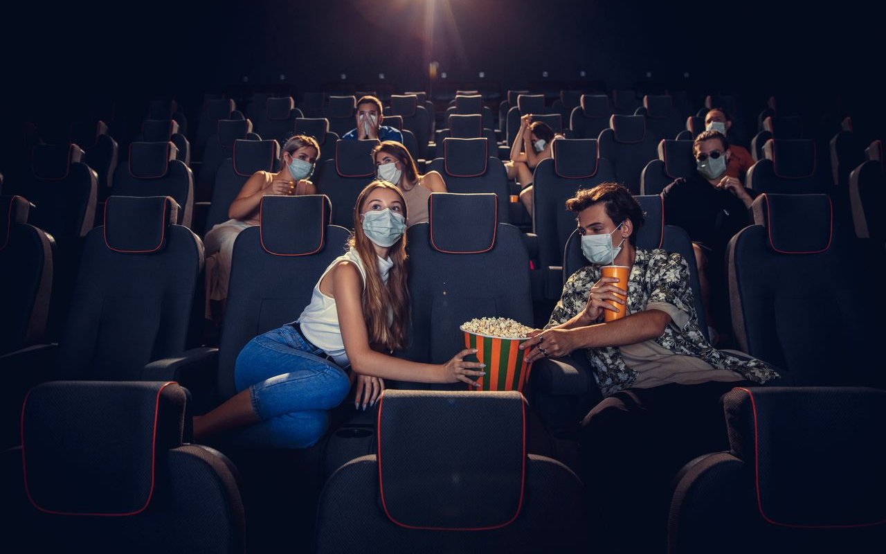 Jelang Perpanjangan PPKM, Beredar Kabar Bioskop Boleh Buka Hingga WNA Diizinkan Masuk RI