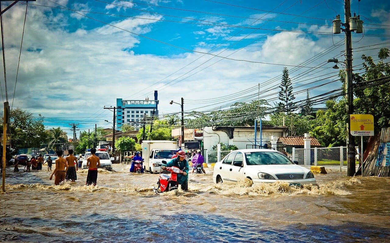 Meluapnya Sungai Cidurian Sebabkan Banjir Bandang, Warga Bogor Diminta Waspada