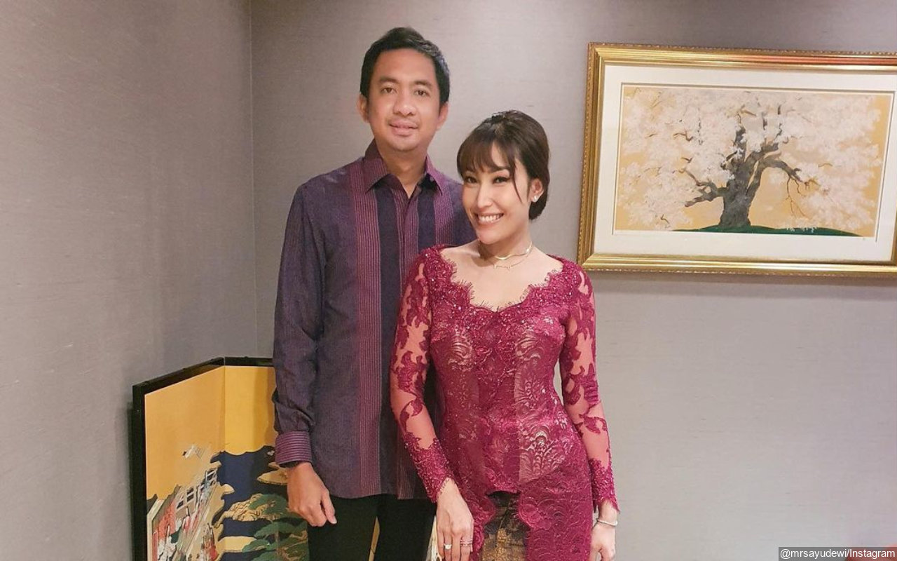 Doa ‘Ngegas’ Regi Datau Bikin Ketawa Ayu Dewi Pecah, Banjir Ledekan Kocak