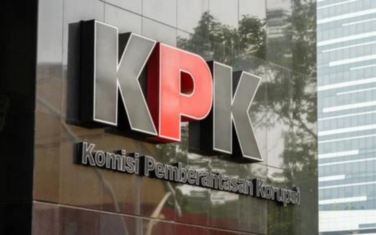 Puluhan Pegawai KPK Dipecat, Sikap Jokowi Dibandingkan Dengan SBY