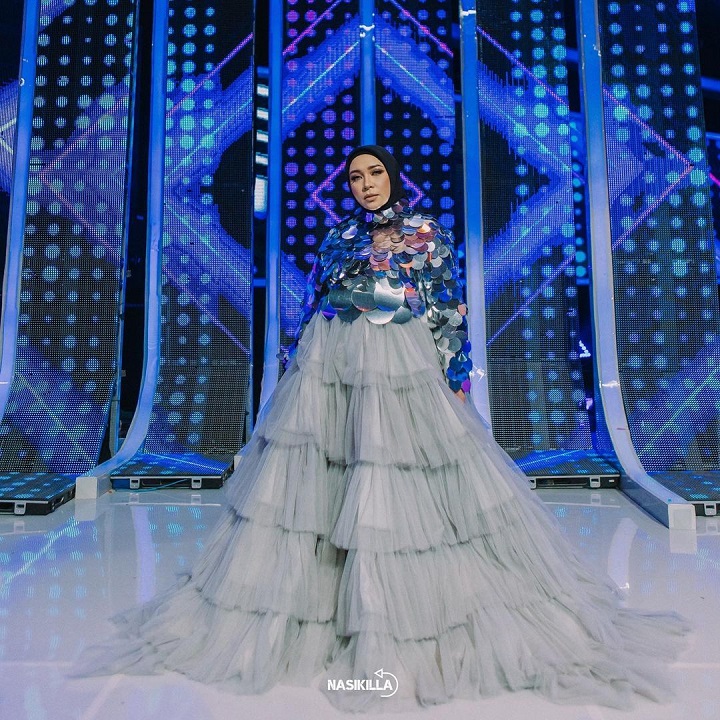 Tampil <i>Flawless</i> Dengan OOTD Unik