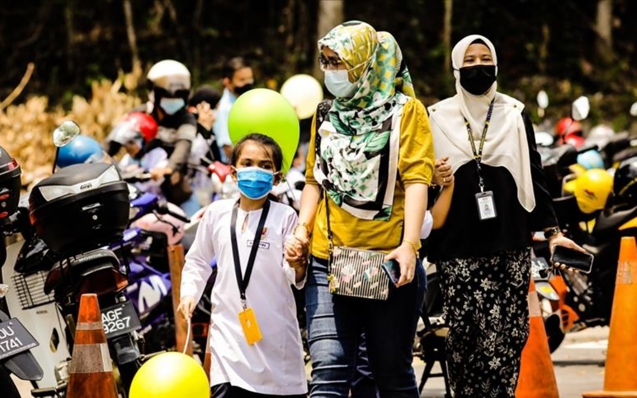 Kasus COVID-19 Pada Anak Di Bawah 18 Tahun Di Malaysia Mengalami Kenaikan, Puluhan Anak Meninggal