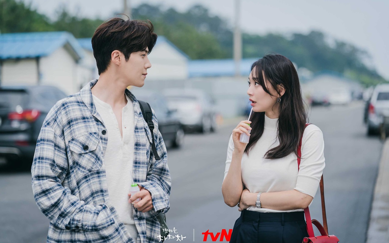 Shin Min A Aktif 'Menyerang', Kim Seon Ho Ramai Dituding Bersalah di  'Hometown Cha-Cha-Cha'