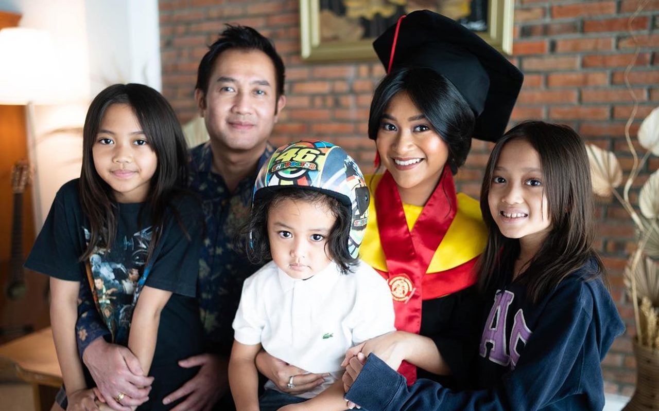 Minus Ririn Dwi Ariyanti, Putri Aldi Bragi Bahas Perjuangan Kuliah Dengan Kondisi Orangtua Bercerai