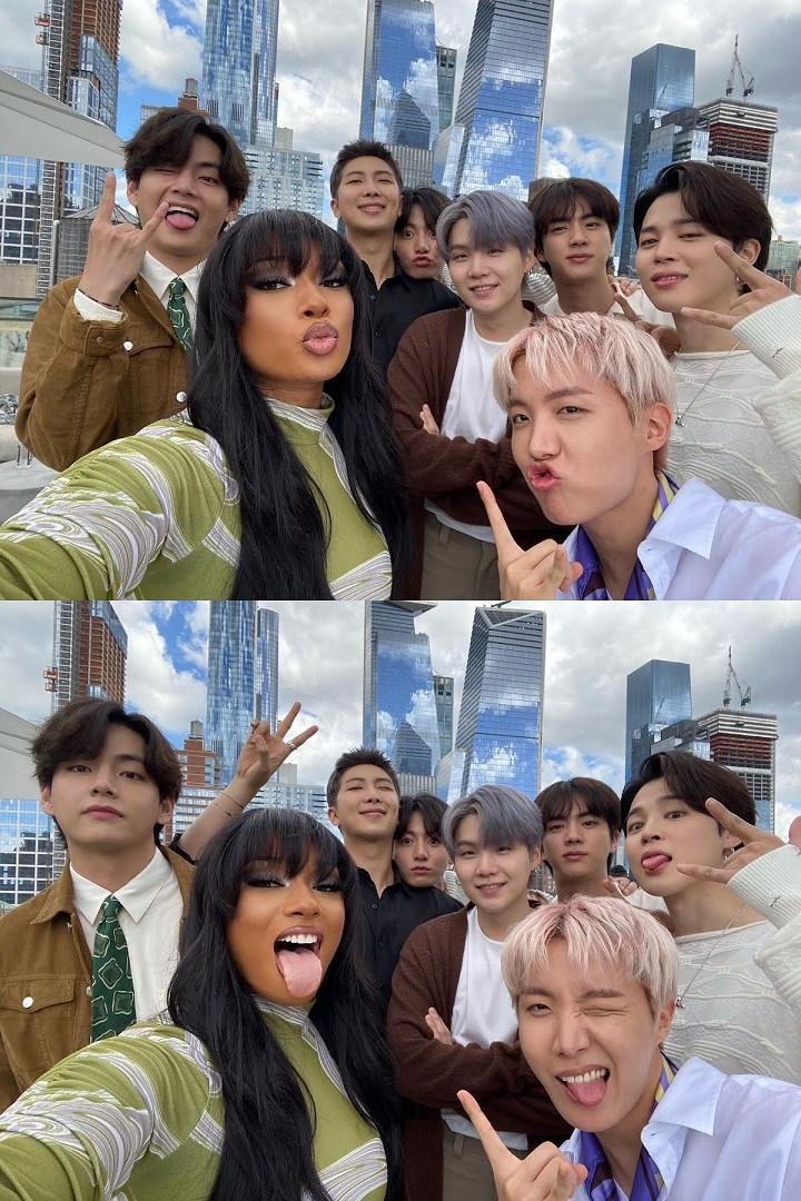 BTS Akhirnya Ketemu Megan Thee Stallion, Foto Bareng Julurkan Lidah Sampai Main dengan Anjing