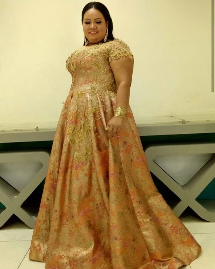 Tampil cetar dan glamor 