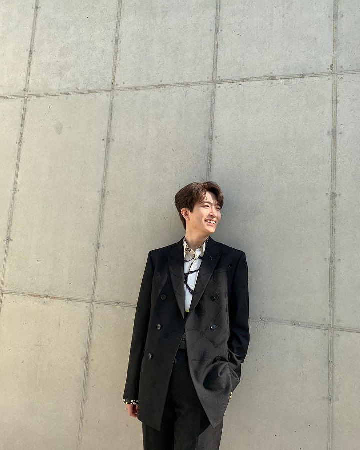 Keren Dengan Formal <i>Look</i>