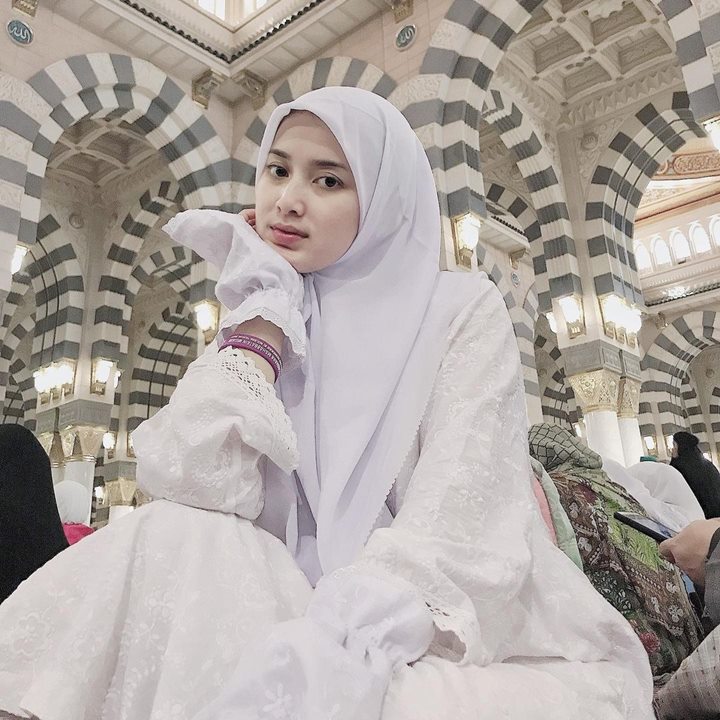  Bikin adem saat kenakan hijab