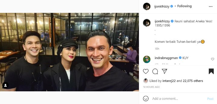 Dhena Devanka Singgung Orang Ketiga, Jonathan Frizzy Asyik Reuni Bareng Kawan Lama