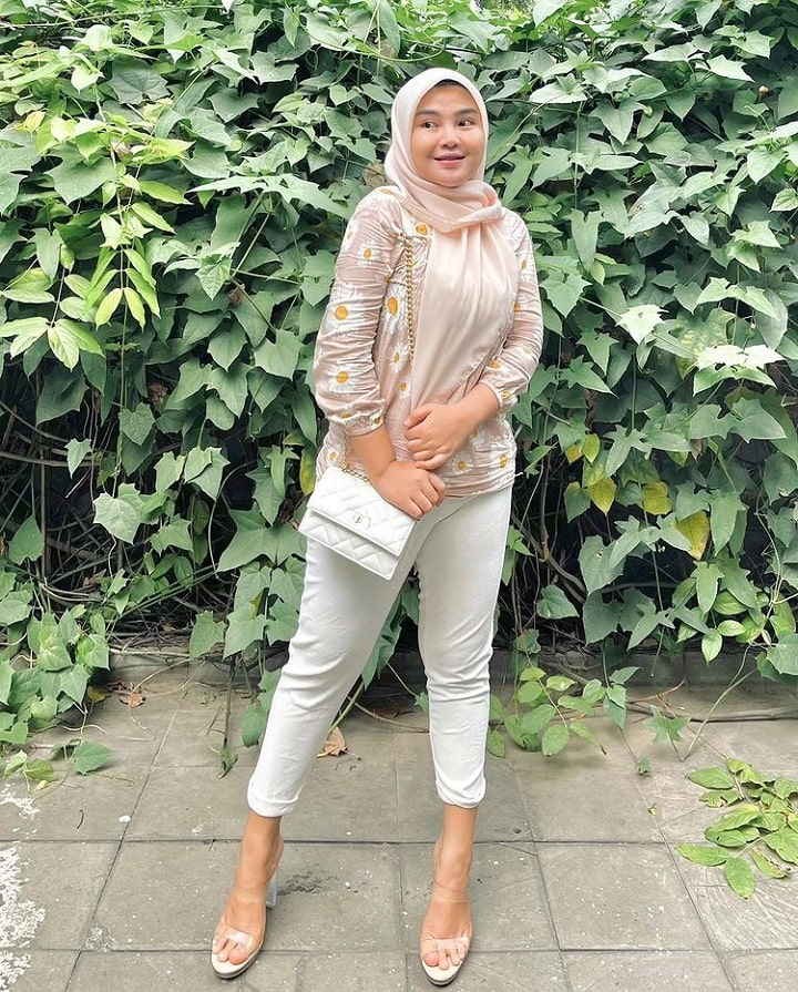 Ceria dengan gaya kasual
