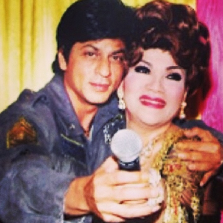 Momen bareng Shahrukh Khan