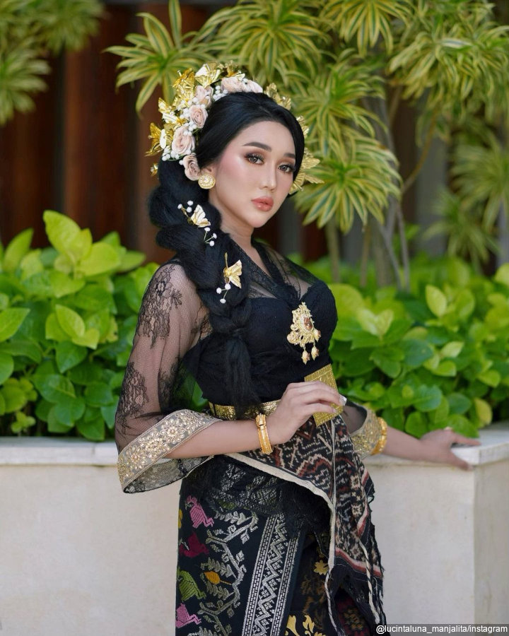 Tampil anggun saat Rayakan hari kartini 