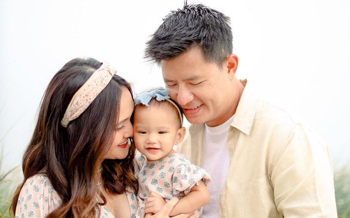 Henny Rahman Kepergok Tak Pakai Busana Syar\'i, Shandy Aulia Langgar Janji Pada Suami - Topik Pagi