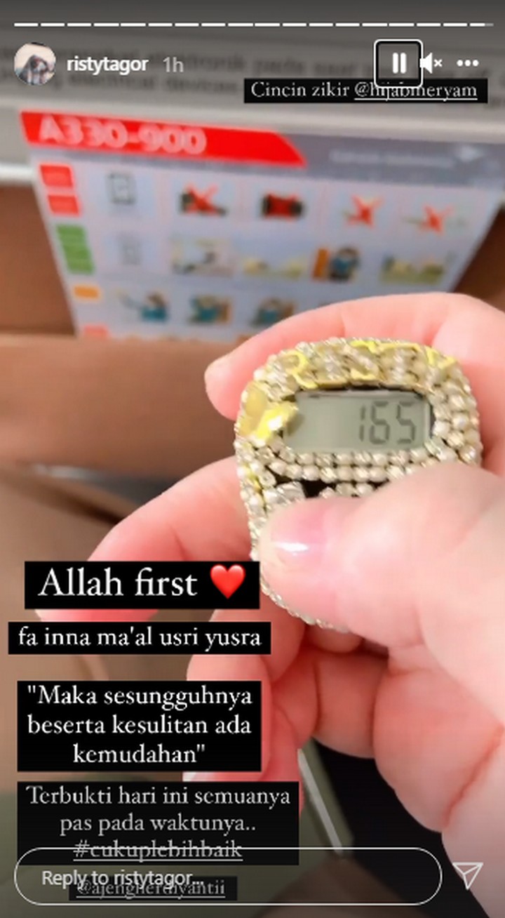 Risty Tagor Kena Nyinyir