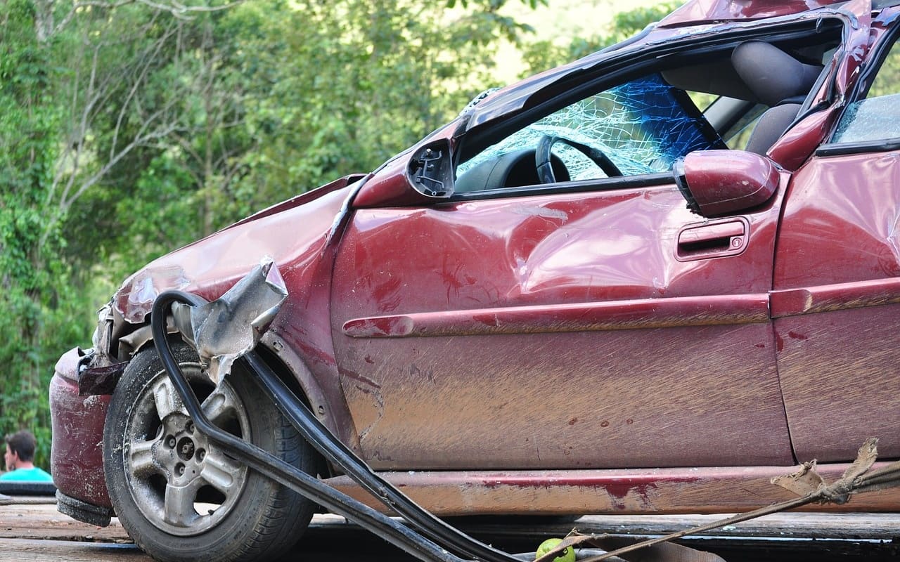 Kecelakaan Tragis di Tol Cipularang Tewaskan Direktur Indomaret, Sopir Truk Diduga Kabur