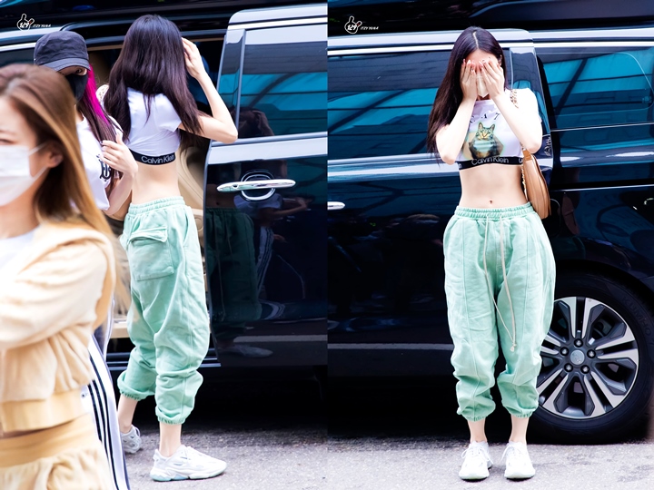 Berat Badan Yuna ITZY Bikin Khawatir, Terlalu Kurus?