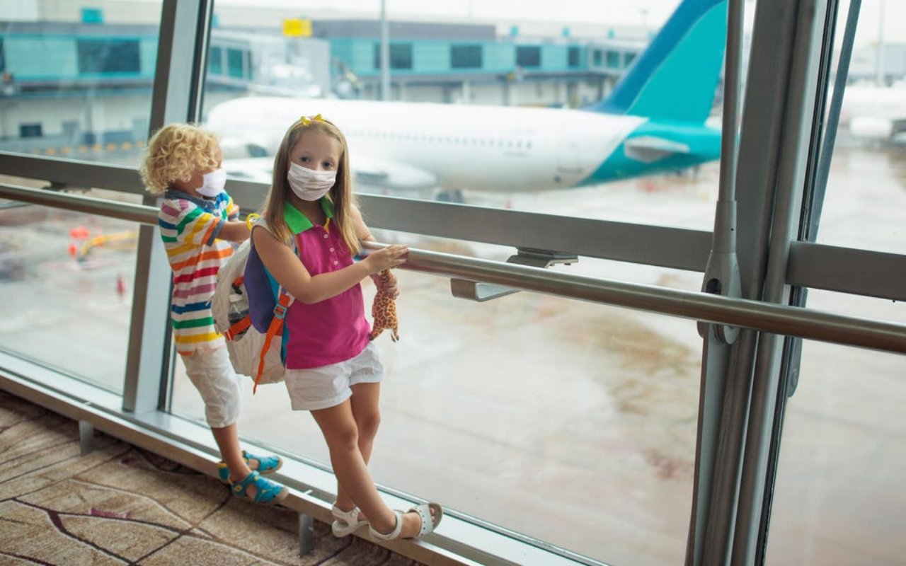Makin Longgar! Anak-Anak Kini Boleh Naik Pesawat Lagi, Tapi Harus Penuhi Persyaratan Ini