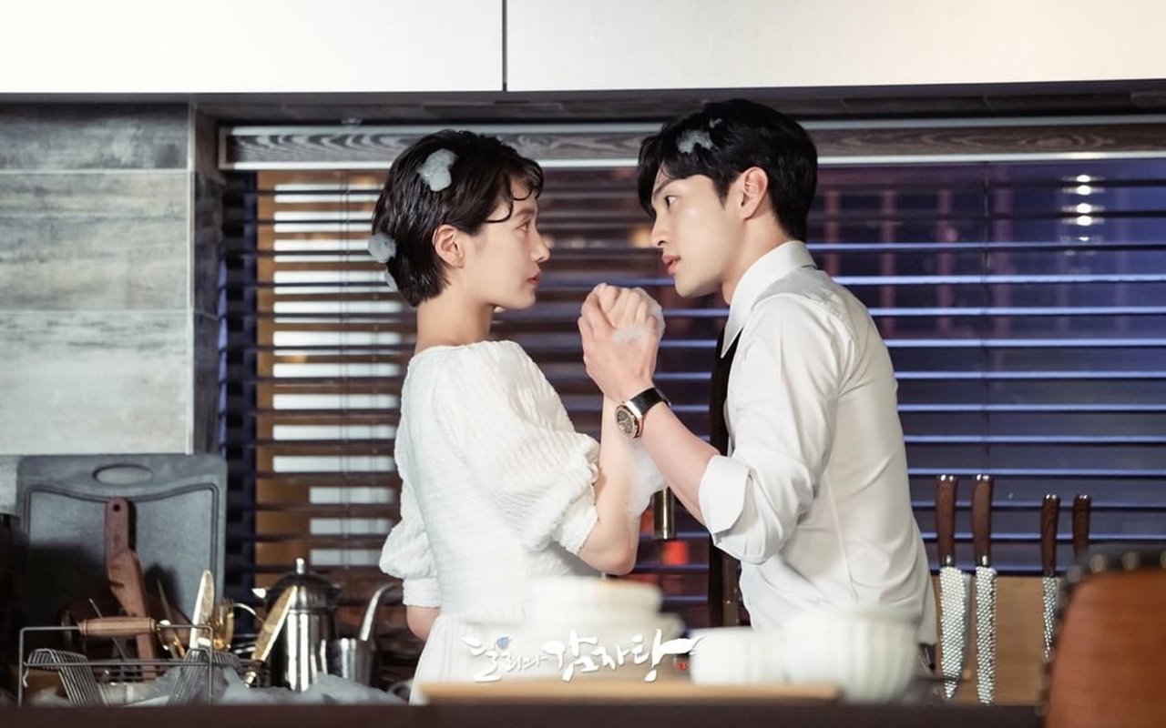 Kim Min Jae dan Park Gyu Young Ciuman Hot di 'Dali And Cocky Prince', Fans Goda Gak Ada Akhlak