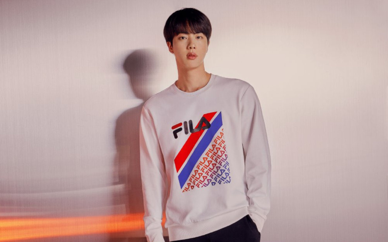 Jin BTS Tegaskan Sosok Miss Korea di Foto Viral Ini Bukan Ibunya