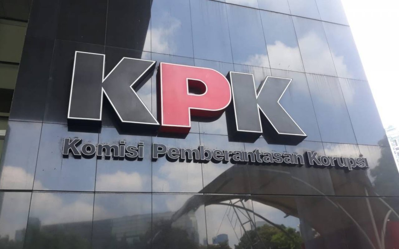 KPK Jamin Akan Proses Laporan Soal Bisnis PCR yang Seret Erick-Luhut, Firli: Kami Tak Pandang Bulu