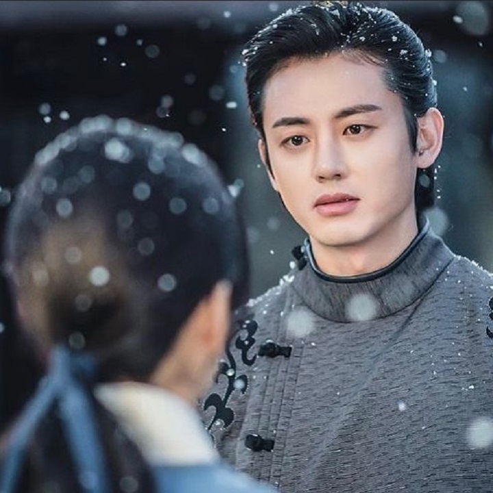 Bikin pangling bintangi drama saeguk
