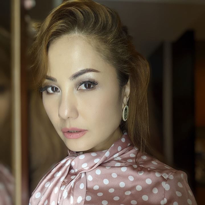 <i>Stunning</i> Saat Pakai <i>Make Up</i>