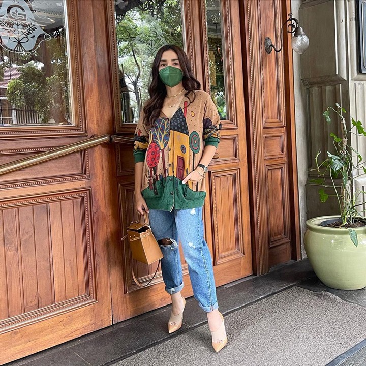<i>OOTD</i> Simpel Tapi <i>Catchy</i>