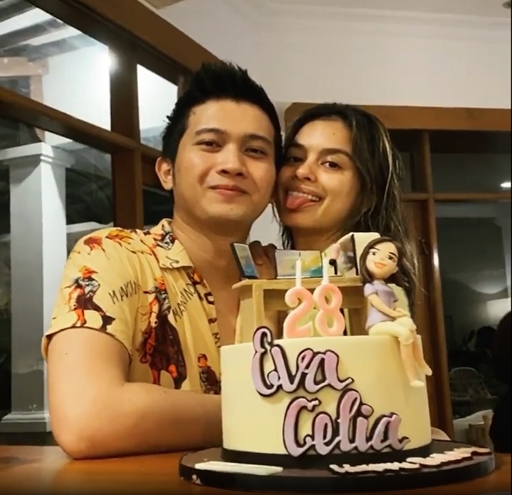 selalu hadir di momen spesial masing-masing