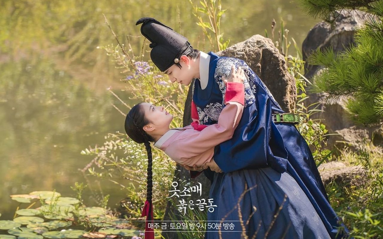 Kisah Junho 2PM dan Lee Se Young Bersaing Ketat, Produser Ungkap Alasan 'The Red Sleeve' Dicintai
