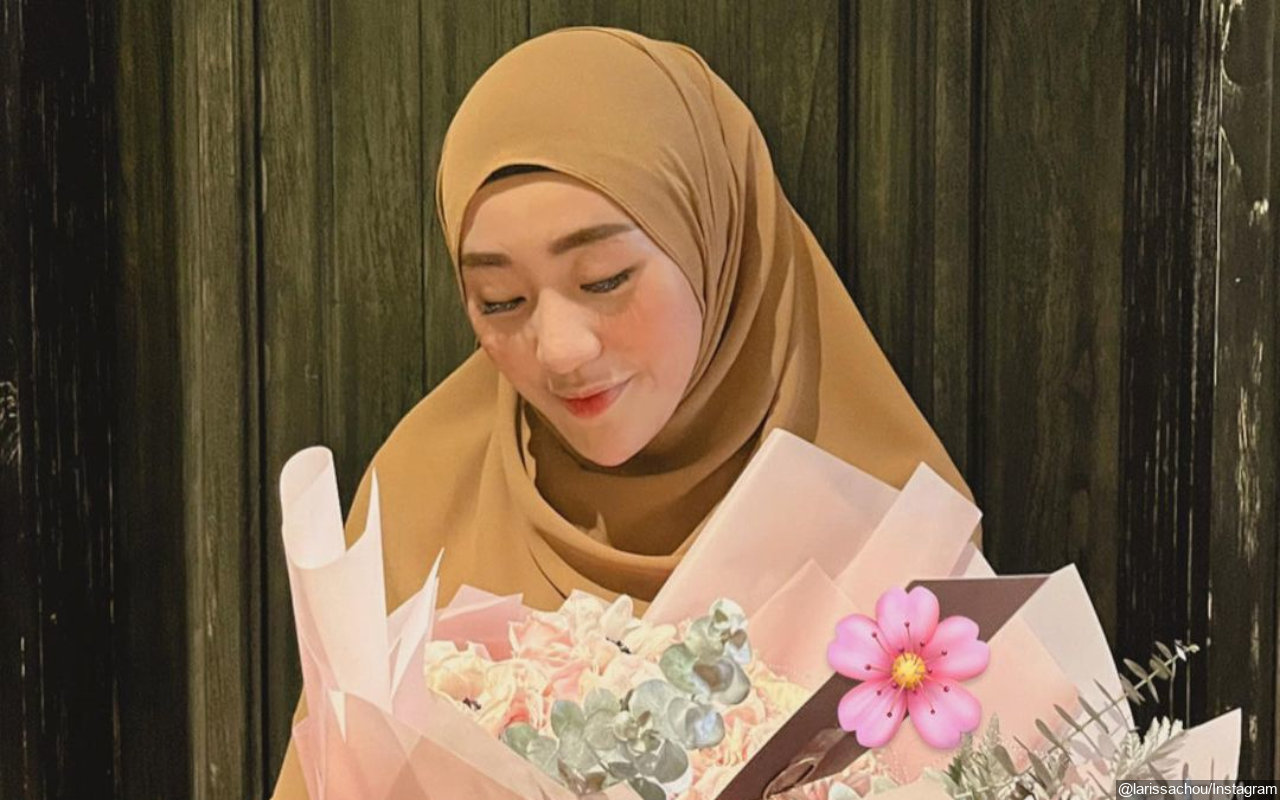 Larissa Chou Senyum Manis di Madinah, Doa Buat Calon Suami Taaruf Super Romantis?