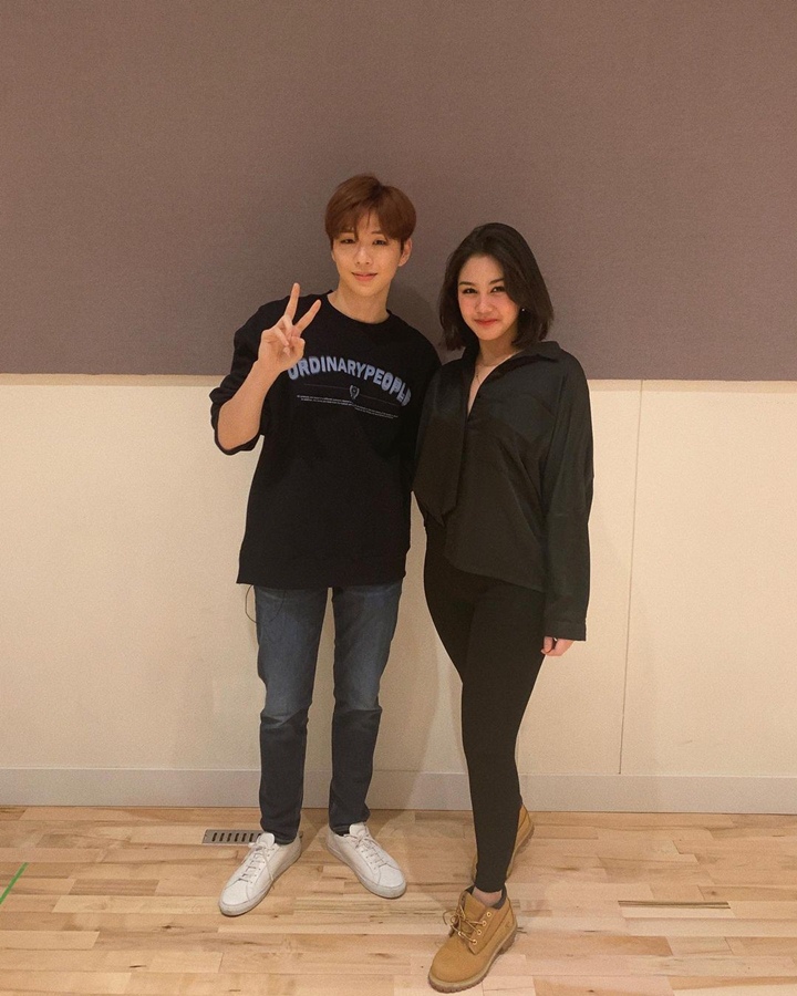 Tampil Serasi Dengan Kang Daniel
