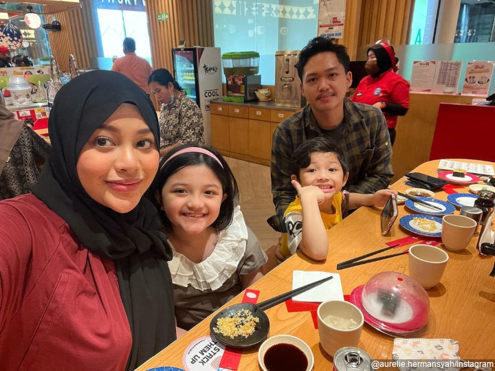 Aurel Hermansyah dan Azriel Hermansyah