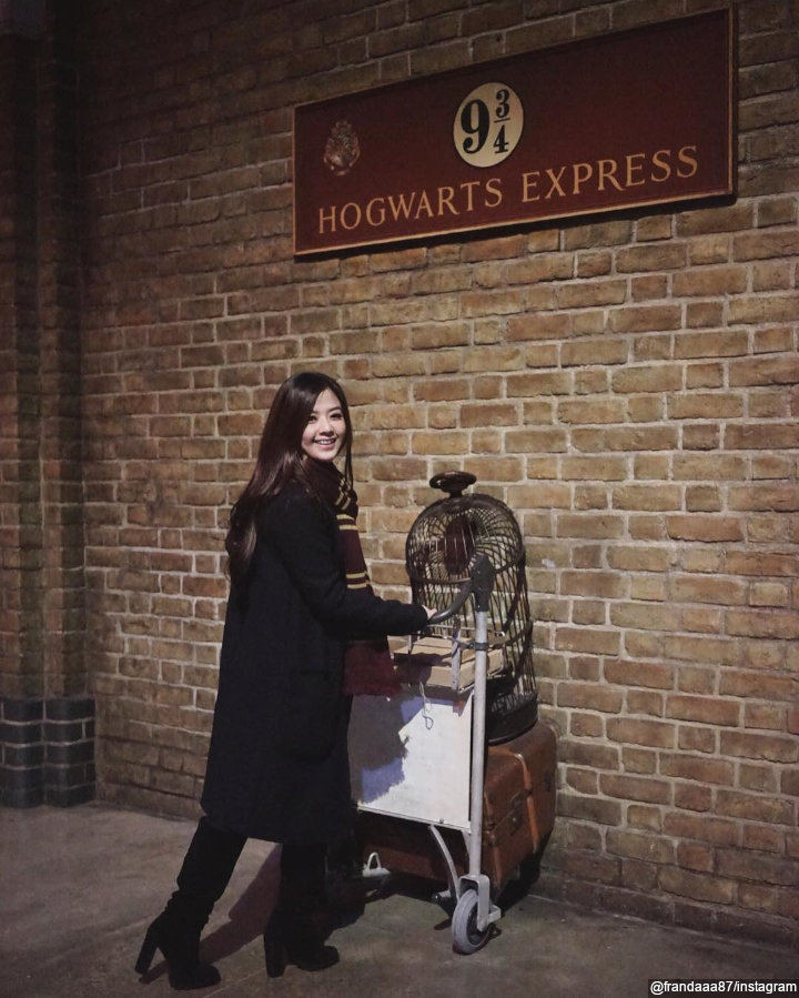 Tampil Imut Ala Siswa Hogwarts