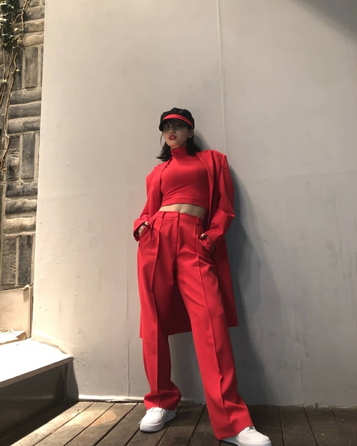 Tampil <i>Fierce</i> Dengan Serba Merah