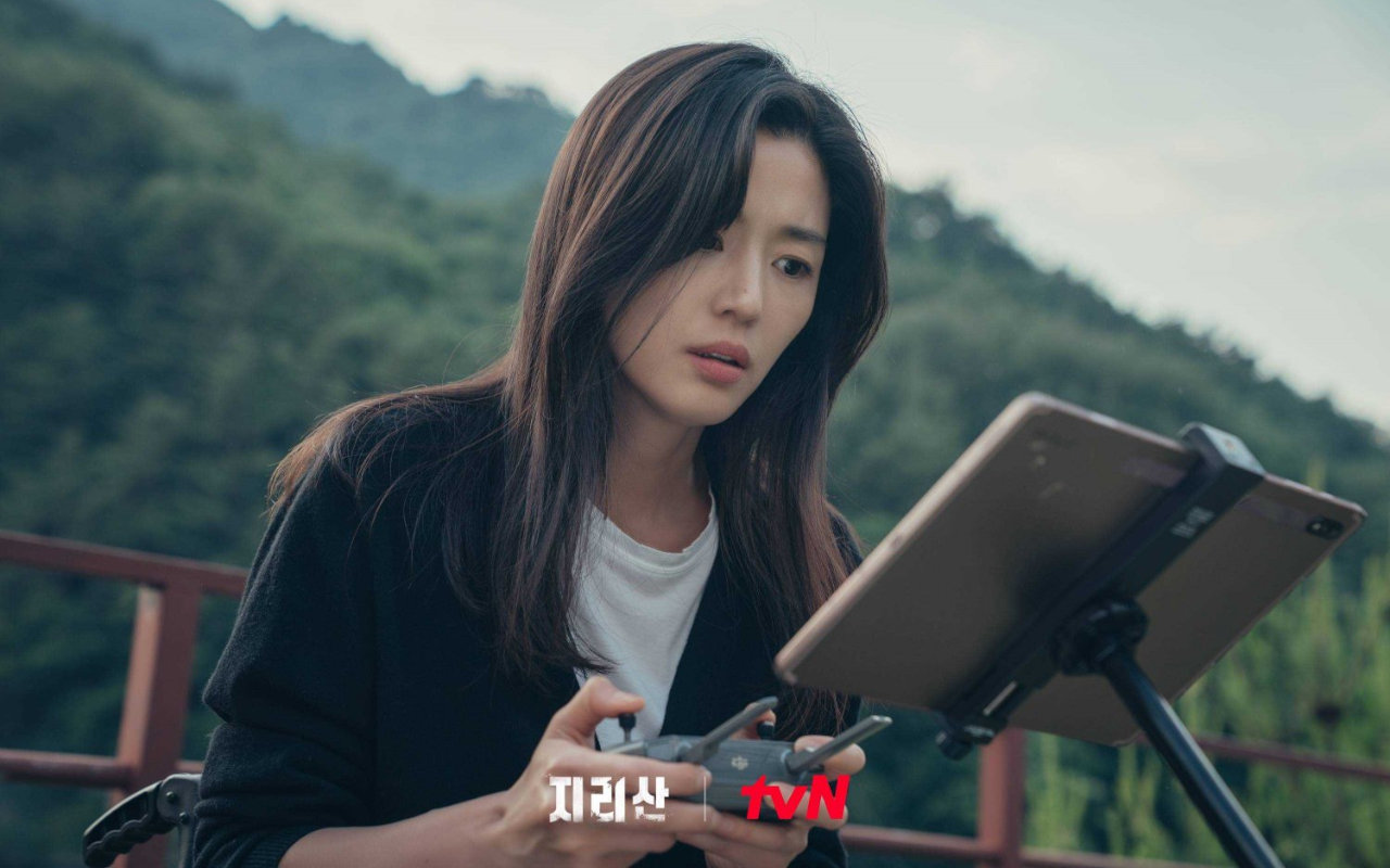 Adegan Penculikan Jun Ji Hyun di 'Jirisan' Bikin Ngeri, Begini Proses Syutingnya