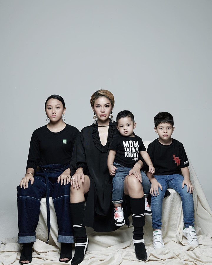 Swag ala Nikita Mirzani bareng Laura Meizani, Azka Raqila, dan Arkana Mawardi