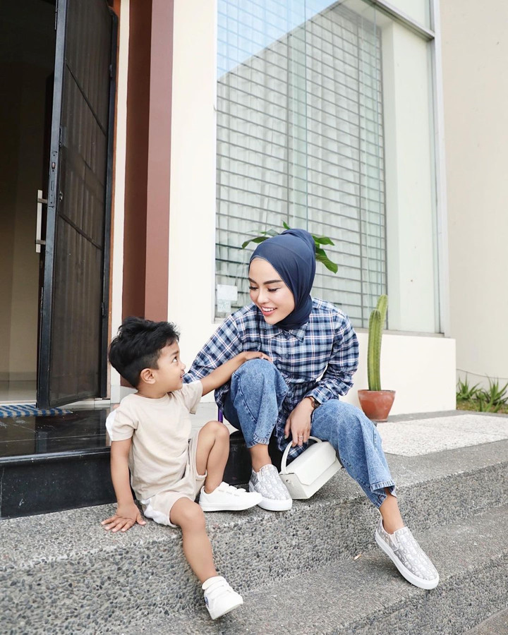 Medina dan Syafi tampil kece