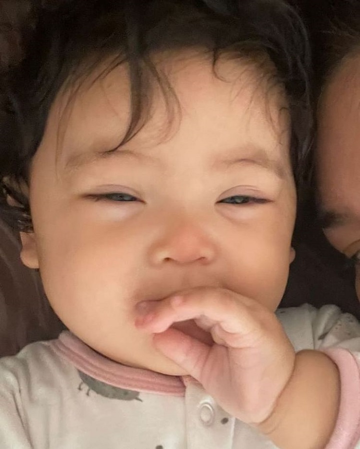 Pose hazel super gemas