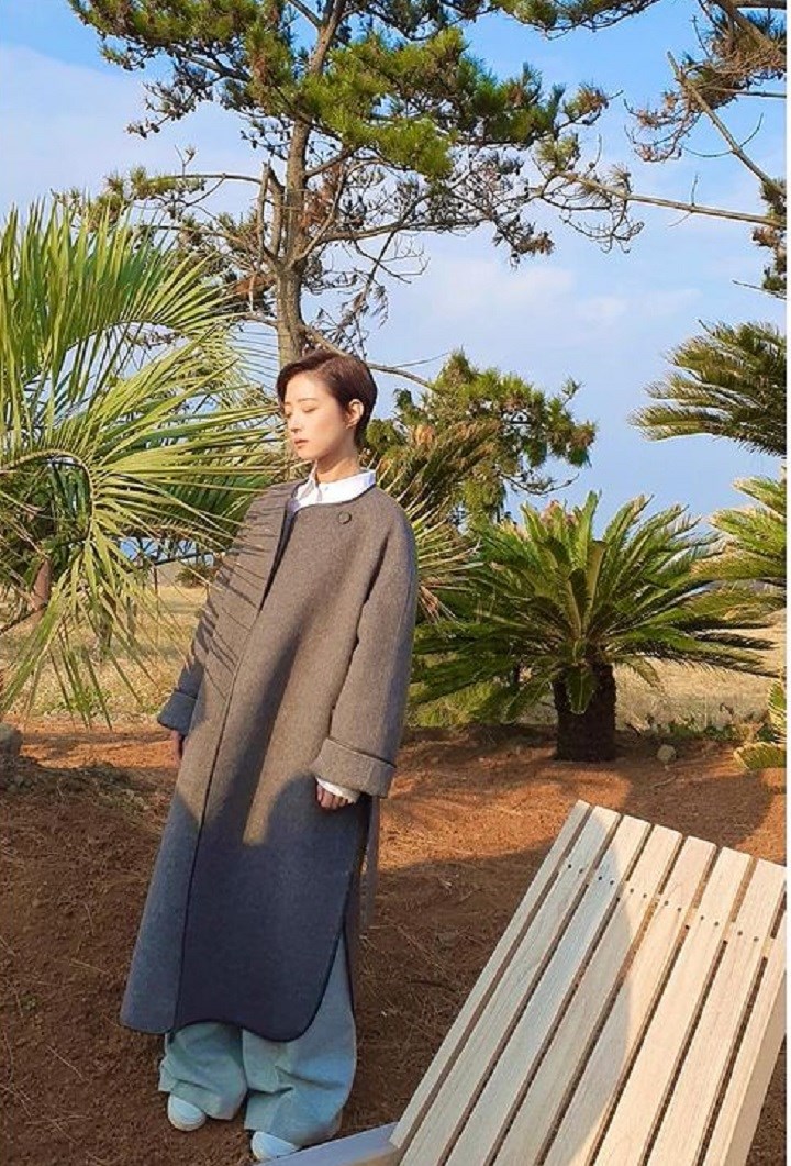<i>Unnie stylish</i>