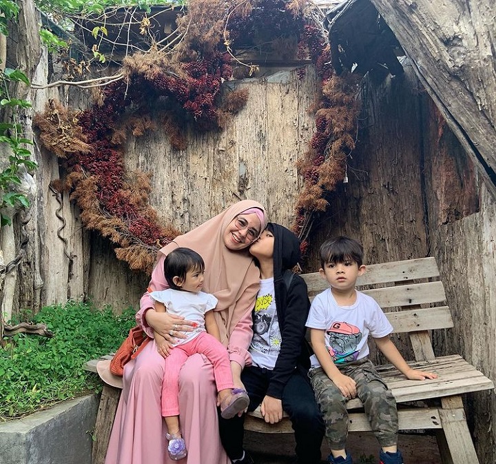 jalan-jalan bersama