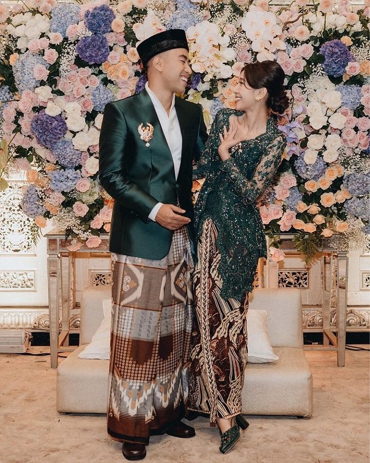 menemukan <i>true love</i>