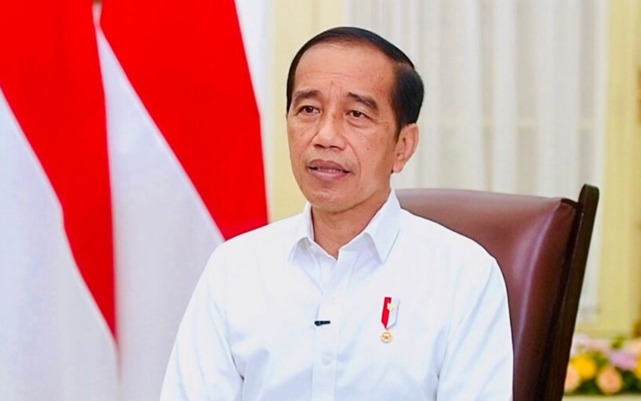 Kasus COVID-19 Naik Imbas Omicron, Jokowi Minta Masyarakat Kembali Terapkan WFH