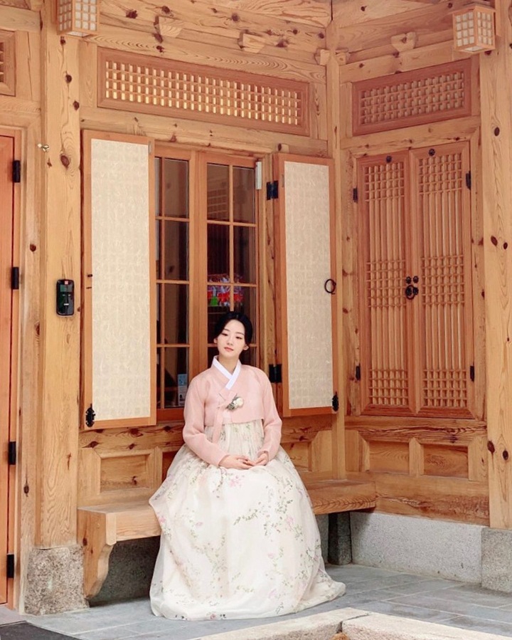 Tampil Anggun Dengan Baju Tradisional