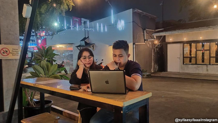 Bisnis bersama