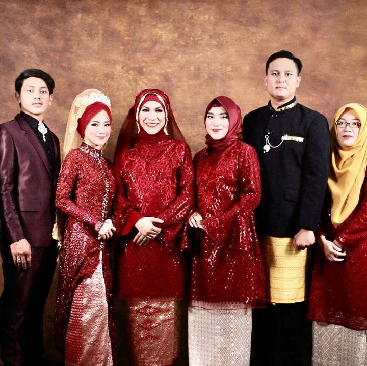 Kenangan saat momen pernikahan sang putri