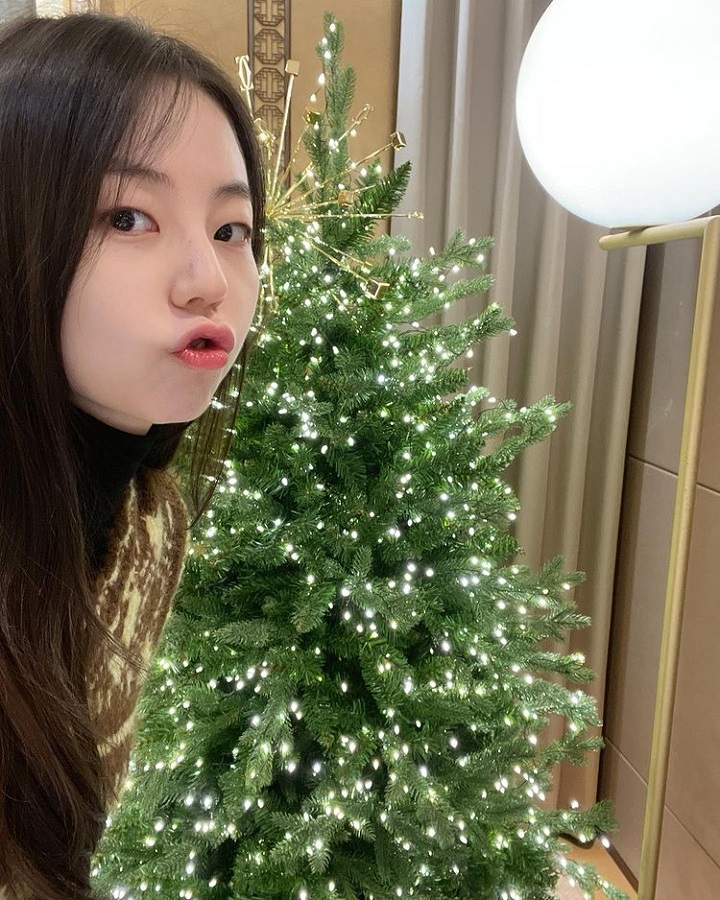 Rayakan natal penuh suka cita