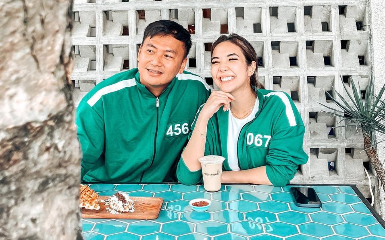 Wijin dan Gisel Pakai Baju 'Couple' Saat Hadiri Ultah Melaney Ricardo, Didukung Balikan?