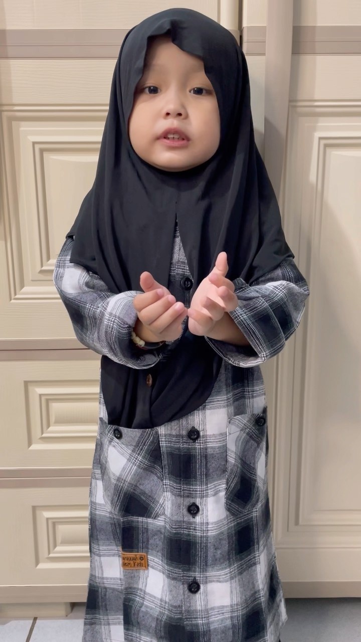 Fasih Membaca Doa Hujan