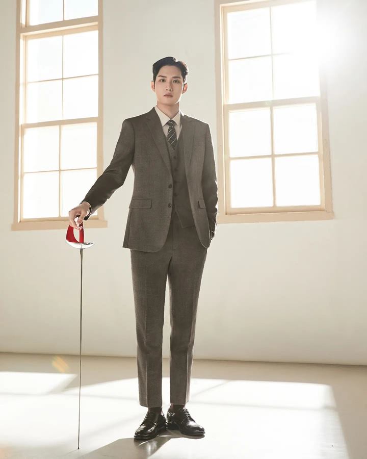 Disebut mirip aktor dan idol